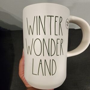 SOLD ********  WINTER WONDERLAND mug